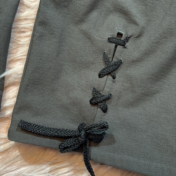 Athleta Wander Slim Straight Crop Pants sz 4 - Picture 6 of 11